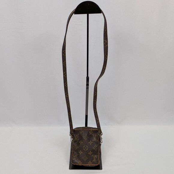 Louis Vuitton Mini Pouch Case - Picture 1 of 9